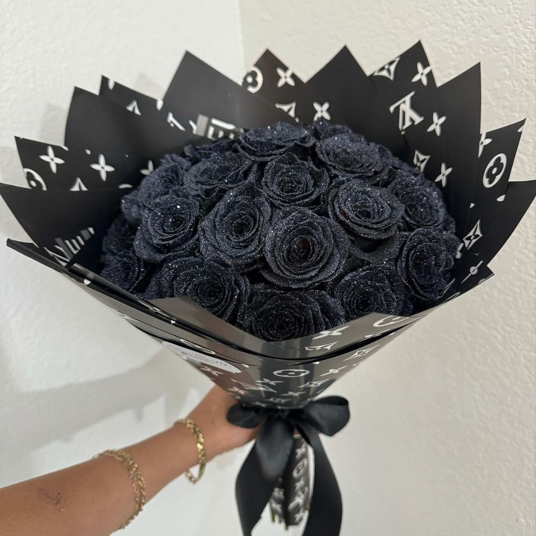 SPARKLING ETERNAL ROSES BOUQUET